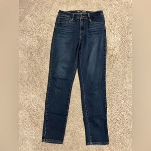 Levi dark blue jeans